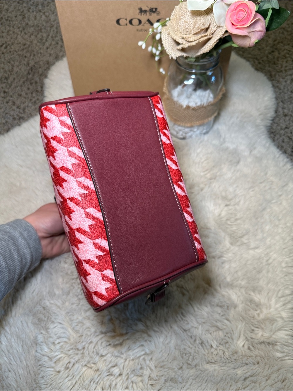 ✨NWT COACH Red Houndstooth Dome Satchel Bag✨ - Picture 4 of 12
